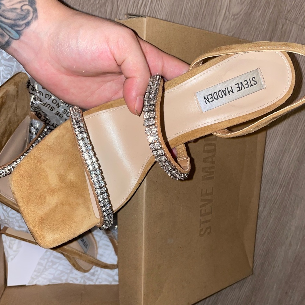 camel multi w rhinestones size 8 women high heels only worn once